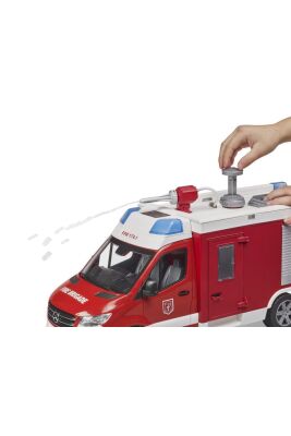 Bruder Mercedes Benz Sprinter Merdivenli İtfaiye Aracı - 6