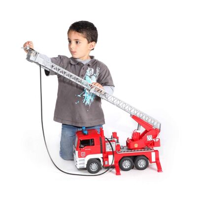 Man Merdivenli İtfaiye Aracı - 1